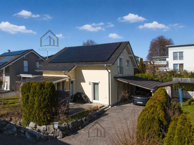 Family idyll in a quiet single-family house quarter (12)
