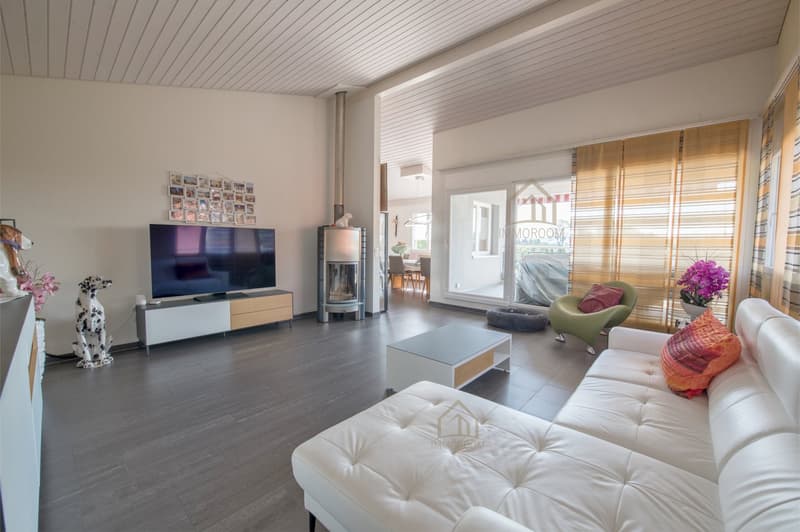 Ein Zuhause mit viel Freiraum, Privatsphäre und traumhafter Aussicht (7)