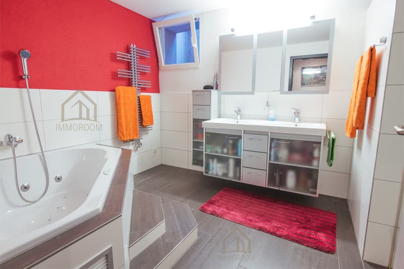 Ein Zuhause mit viel Freiraum, Privatsphäre und traumhafter Aussicht (14)