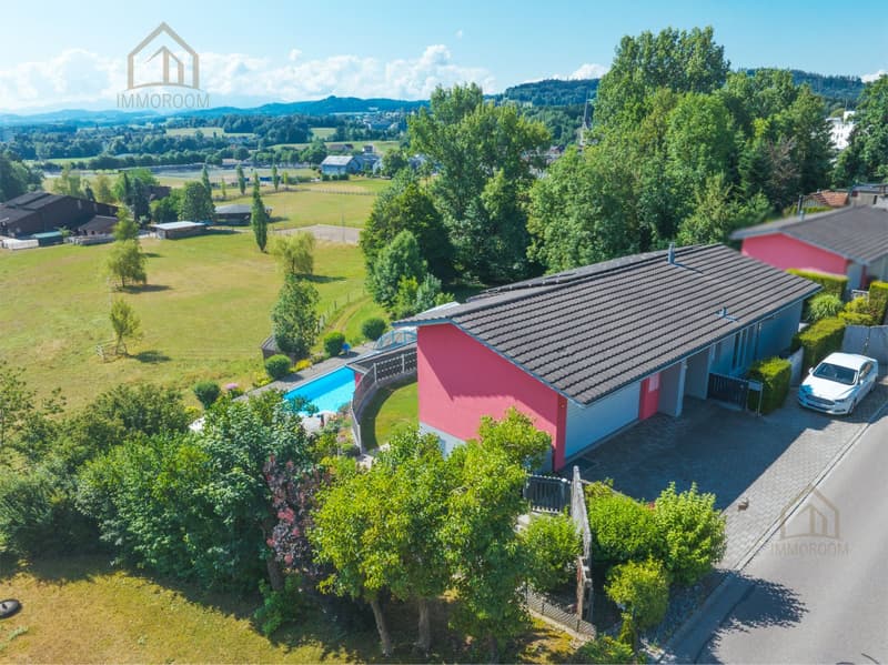 Ein Zuhause mit viel Freiraum, Privatsphäre und traumhafter Aussicht (17)