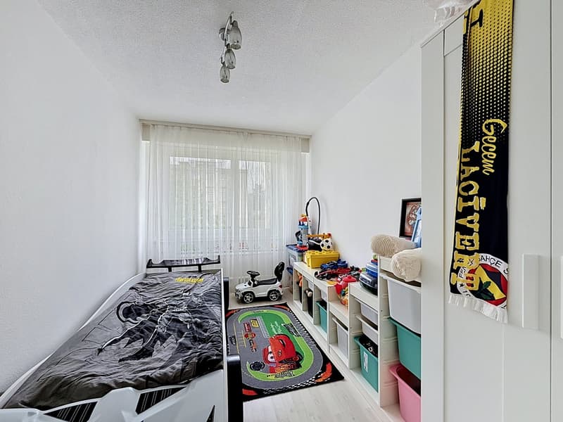 Beautiful bright apartment with veranda and individual garage included (6)