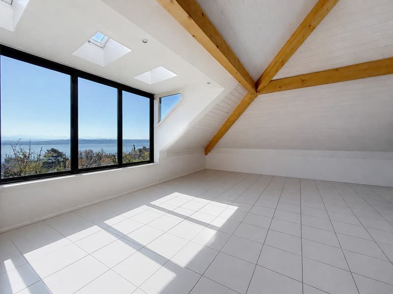 Le panorama comme luxe du quotidien — Appartement 4,5 pièces avec mezzanine, vue lac et Alpes (1)