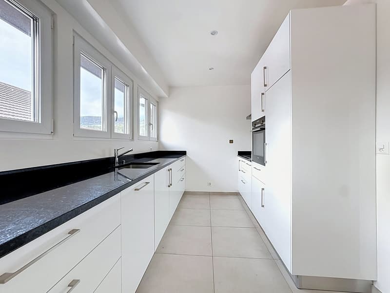 Immeuble entièrement rénové | 19,3 % de rendement sur fonds propre | 5 lots PPE (8)