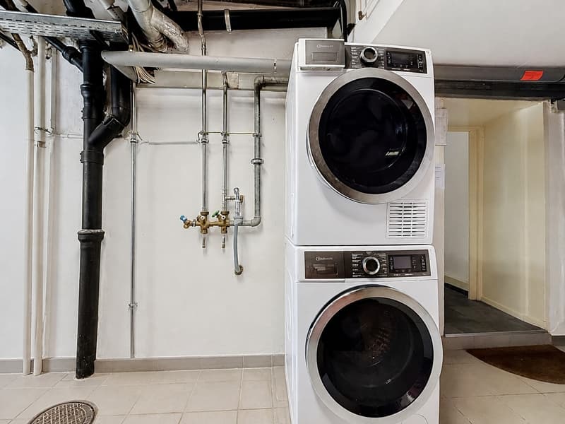 IMMEUBLE DE RENDEMENT – 4,57 % BRUT ET POTENTIEL DE DÉVELOPPEMENT (8)