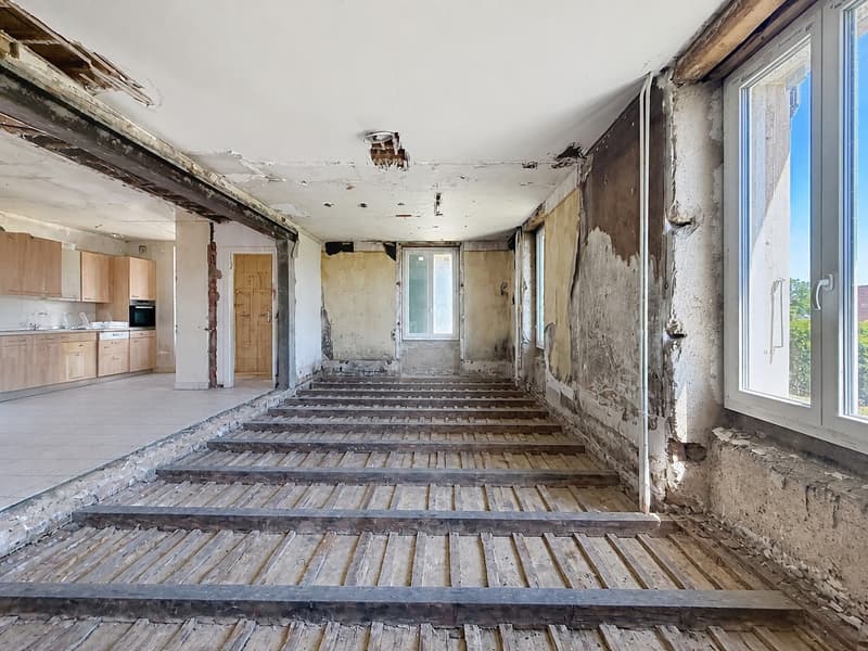 Villa de caractère à Cressier – rénovée à neuf selon vos goûts, travaux pilotés par nos soins (3)