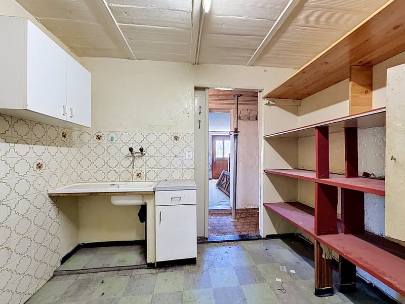 Villa de caractère à Cressier – rénovée à neuf selon vos goûts, travaux pilotés par nos soins (11)