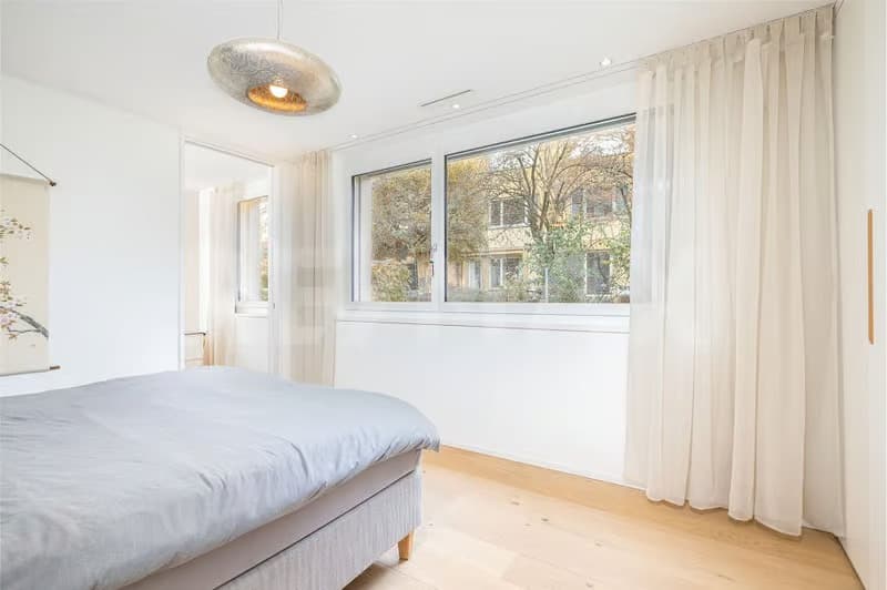 Helle 3.5-Zimmer-Wohnung mit Balkon und Garage in Zürich-Hottingen (4)