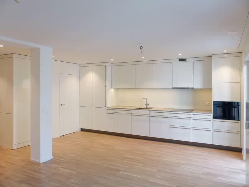 Helle 3.5-Zimmer-Wohnung mit Balkon in Basel – sofort verfügbar (7)