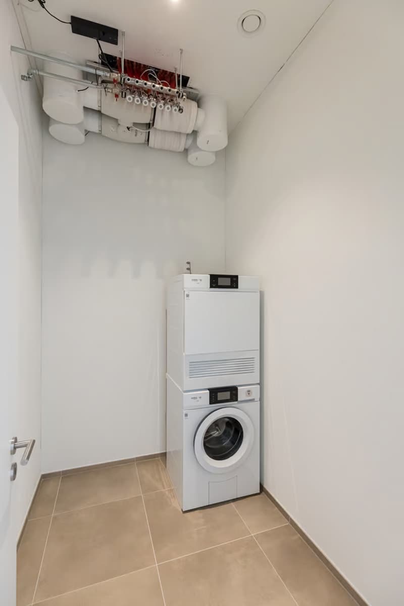 Helle 2.5-Zimmer-Wohnung mit Balkon in Baden – sofort verfügbar! (8)