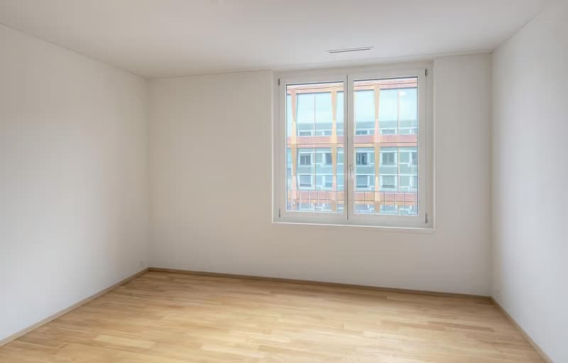 Helle 4.5-Zimmer-Wohnung mit Balkon und Garage in Aarau – ab sofort verfügbar (7)