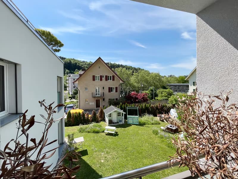Helle 4.5-Zimmer-Wohnung mit Balkon und herrlicher Aussicht in Baden (10)