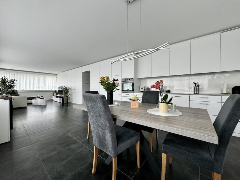 Helle 3.5-Zimmer-Wohnung mit Balkon am Strandweg in Burgdorf (2)
