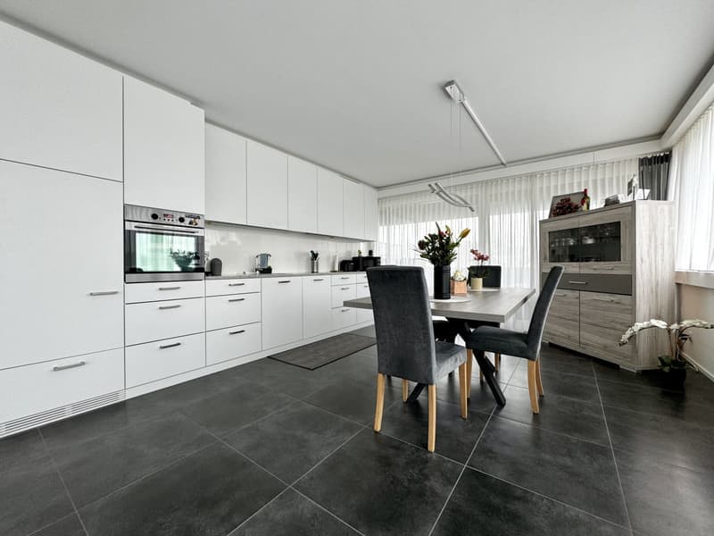 Helle 3.5-Zimmer-Wohnung mit Balkon am Strandweg in Burgdorf (3)
