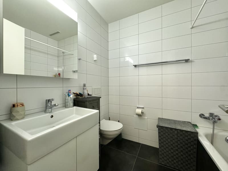 Helle 3.5-Zimmer-Wohnung mit Balkon am Strandweg in Burgdorf (10)