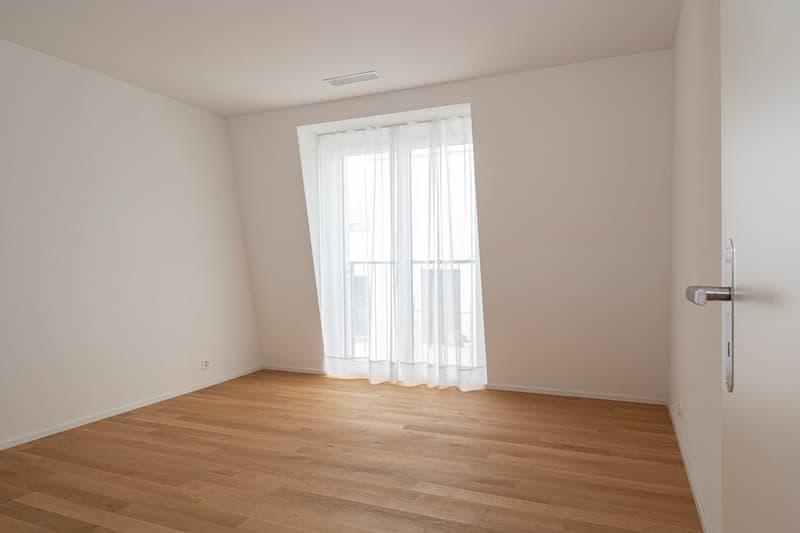 Helle 3.5-Zimmer-Wohnung mit Balkon in Bülach – sofort verfügbar! (12)