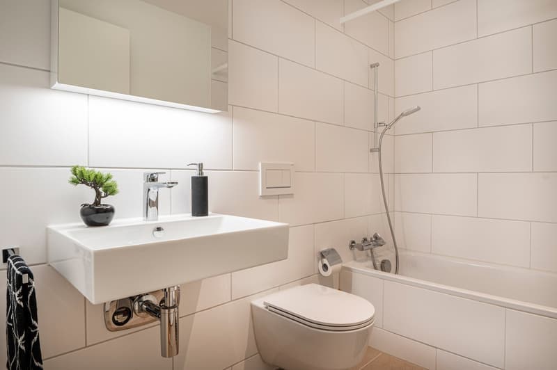 Helle 3.5-Zimmer-Wohnung mit Balkon in Bülach – sofort verfügbar! (2)