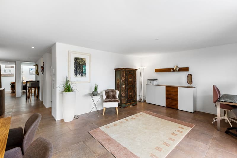Helle 3.5-Zimmer-Wohnung mit Balkon in Regensdorf – ab sofort verfügbar! (1)