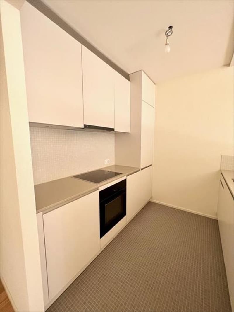 Appartement lumineux de 3.5 pièces avec balcon à Lausanne (6)