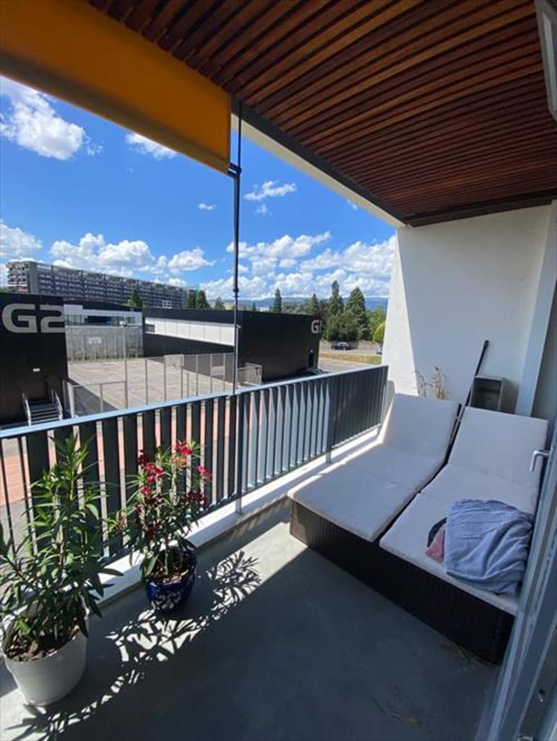 Charmant appartement de 1.5 pièces avec balcon à Genève (11)