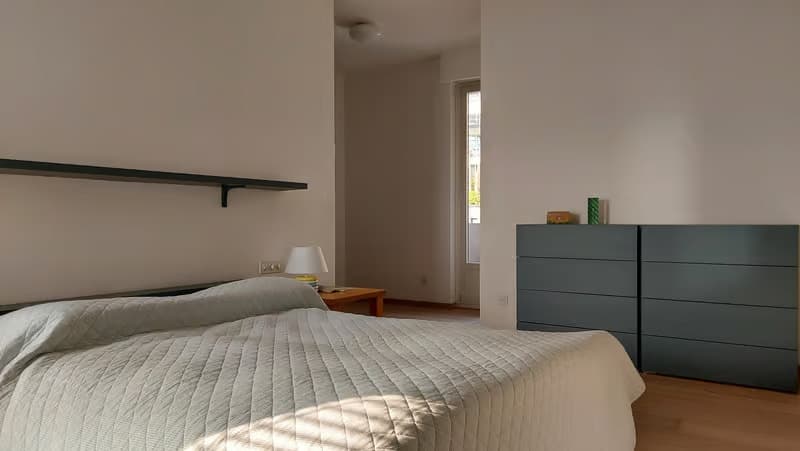 Helle 4.5-Zimmer-Wohnung mit Balkon und Garage in Lugano – sofort verfügbar! (3)
