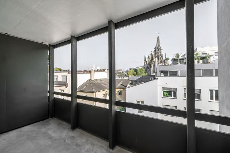 Charmante 2.5-Zimmer-Wohnung an der Steinenvorstadt in Basel (5)