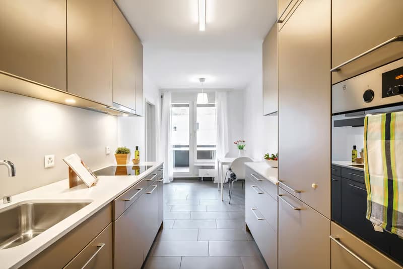 Charmante 2.5-Zimmer-Wohnung an der Steinenvorstadt in Basel (1)