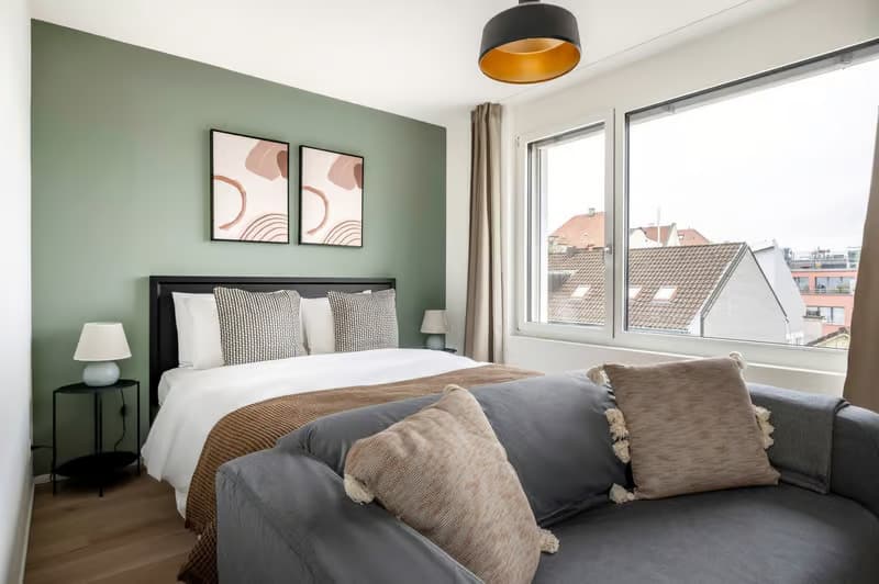 Gemütliche 1.5-Zimmer-Wohnung mit Balkon in Zürich-Binz (2)