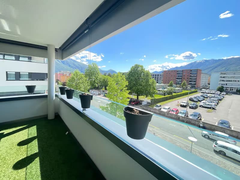 Charmante 4.5-Zimmer-Wohnung mit Balkon und herrlicher Aussicht in Locarno (4)