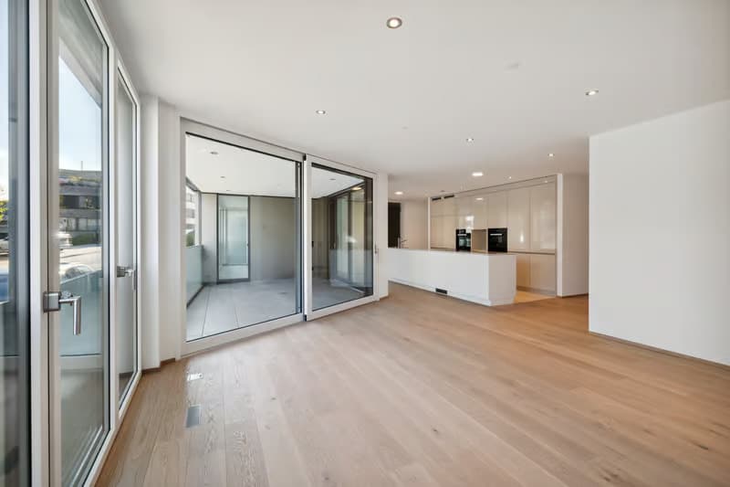 Geräumige 4.5-Zimmer-Wohnung mit Balkon und Garage in Binningen (7)