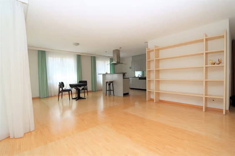 Geräumige 4.5-Zimmer-Wohnung mit Balkon in Biel – sofort verfügbar! (12)