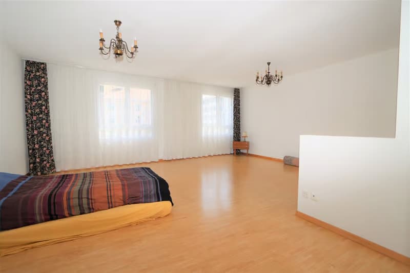 Geräumige 4.5-Zimmer-Wohnung mit Balkon in Biel – sofort verfügbar! (15)
