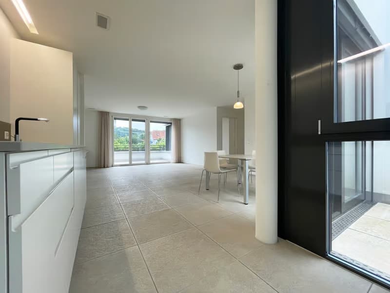 Bright 2.5-Room Apartment with Balcony in Münchenstein – Available Immediately (8)