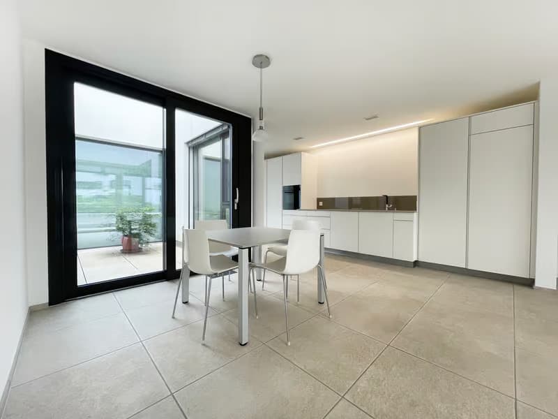 Bright 2.5-Room Apartment with Balcony in Münchenstein – Available Immediately (4)