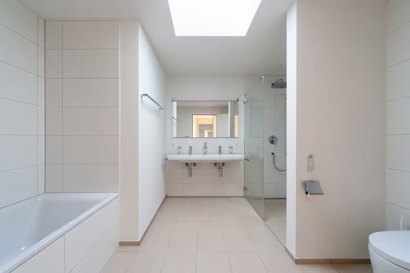 Geräumige 4.5-Zimmer-Wohnung mit Balkon in Kreuzlingen – sofort verfügbar! (7)