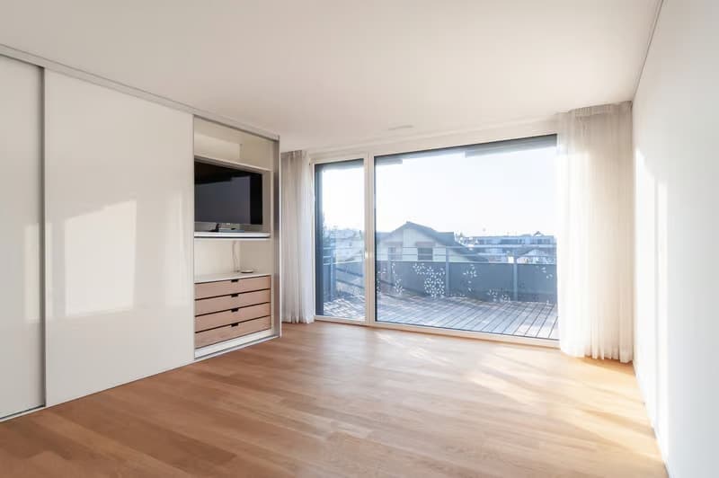 Geräumige 4.5-Zimmer-Wohnung mit Balkon in Kreuzlingen – sofort verfügbar! (6)