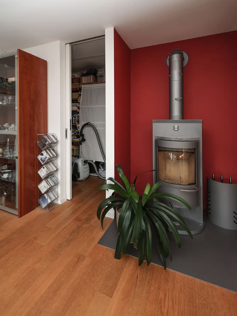 Moderne 3.5-Zimmer-Wohnung mit Balkon und Kamin an zentraler Lage in Bern (5)