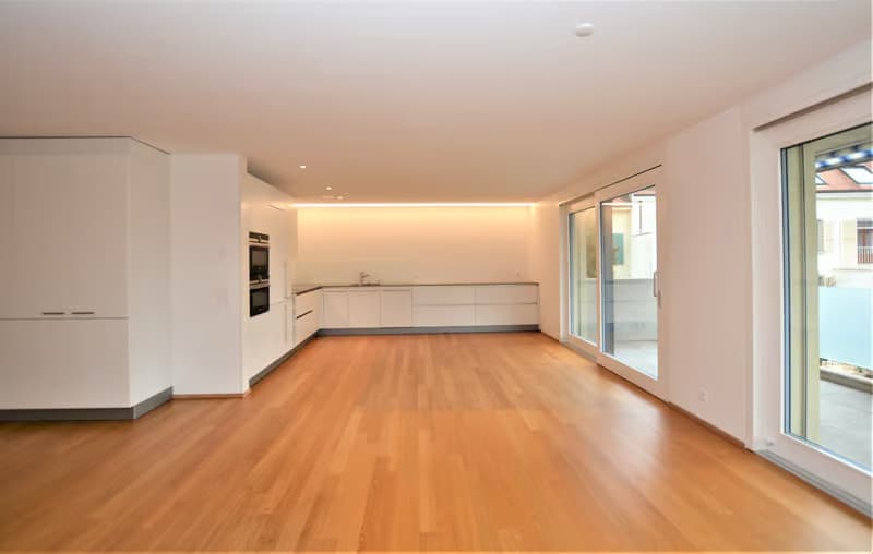 Helle 4.5-Zimmer-Wohnung mit Balkon und Garage in Basel (7)