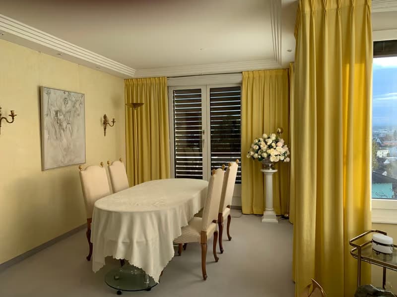 Grosszügige 5.5-Zimmer-Wohnung mit Balkon und herrlichem Ausblick in Bülach (12)