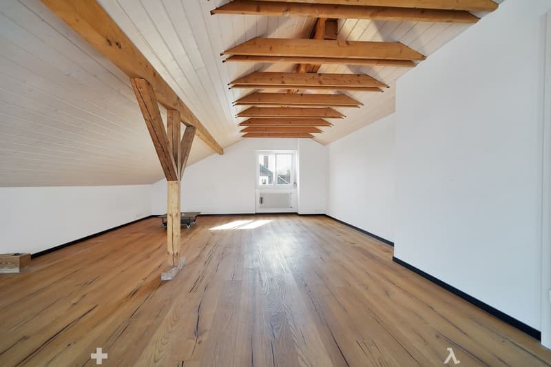 Helle 3.5-Zimmer-Wohnung mit Balkon in Biel – sofort verfügbar! (7)