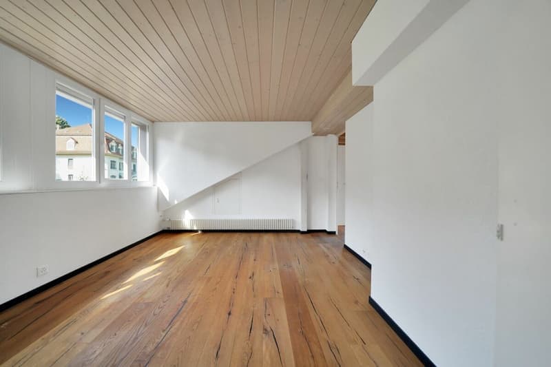 Helle 3.5-Zimmer-Wohnung mit Balkon in Biel – sofort verfügbar! (22)