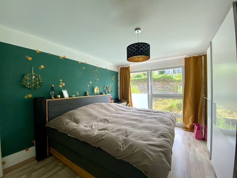 Helle 4.5-Zimmer-Wohnung mit Balkon und Garage in Bassersdorf (7)