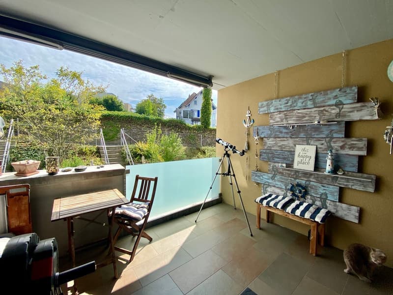 Helle 4.5-Zimmer-Wohnung mit Balkon und Garage in Bassersdorf (6)