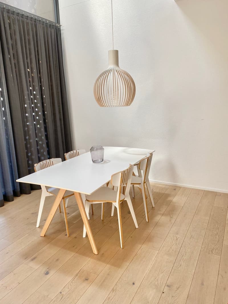 Moderne 2.5-Zimmer-Wohnung mit Balkon und Garage in Langenthal (4)