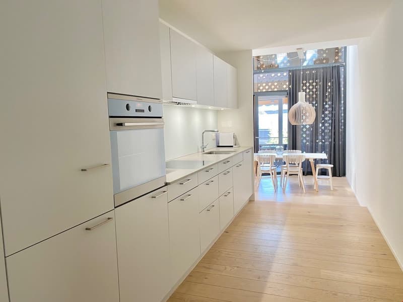 Moderne 2.5-Zimmer-Wohnung mit Balkon und Garage in Langenthal (1)