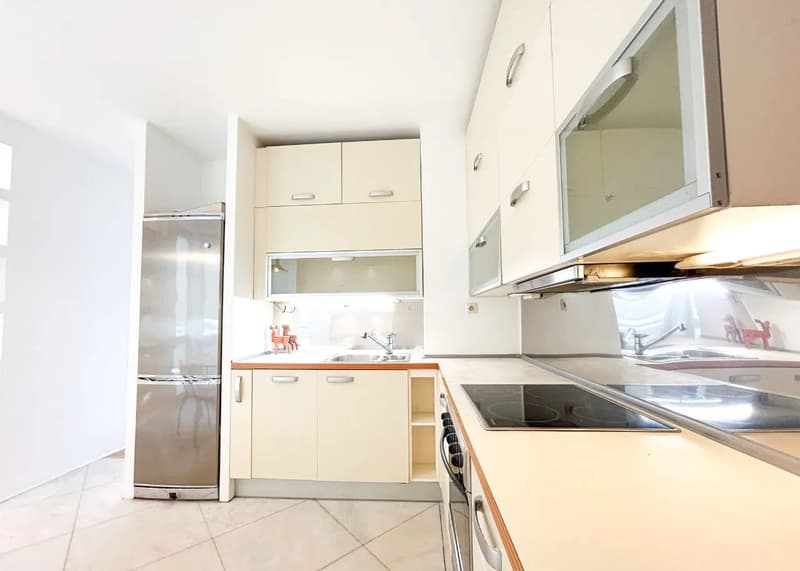Geräumige 4.5-Zimmer-Wohnung mit Balkon in Interlaken – sofort verfügbar! (9)