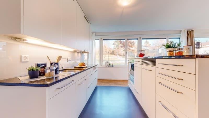 Charmante 2.5-Zimmer-Wohnung mit Balkon in Ittigen (4)