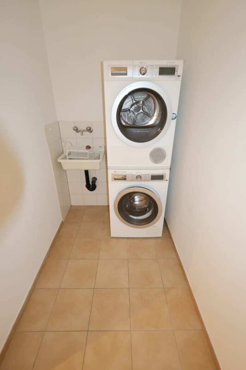 Geräumige 4.5-Zimmer-Wohnung mit Balkon in Zürich-Altstetten (14)