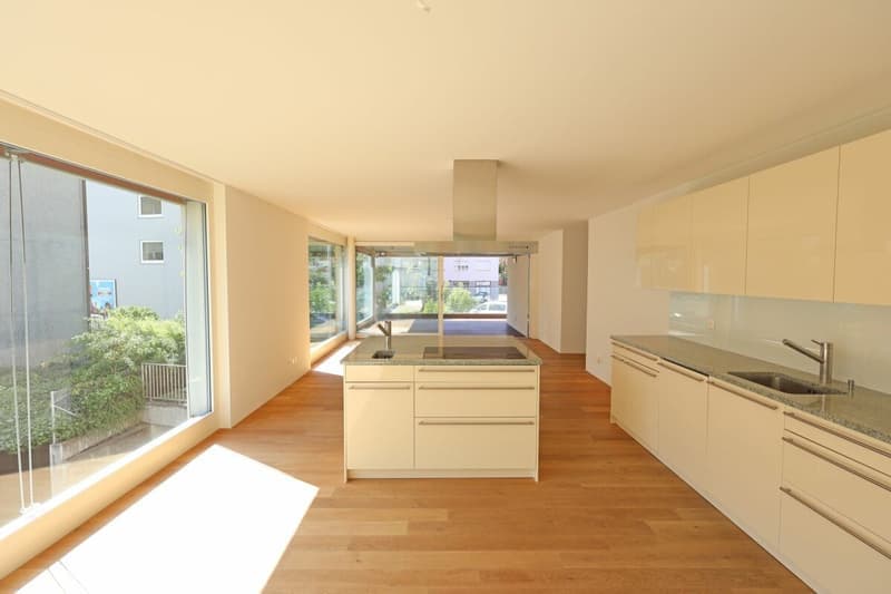 Geräumige 4.5-Zimmer-Wohnung mit Balkon in Zürich-Altstetten (11)