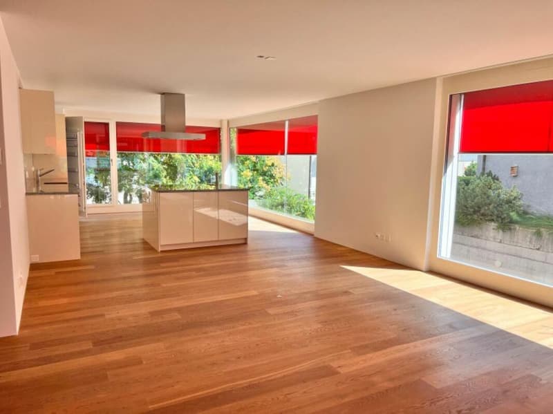Geräumige 4.5-Zimmer-Wohnung mit Balkon in Zürich-Altstetten (5)
