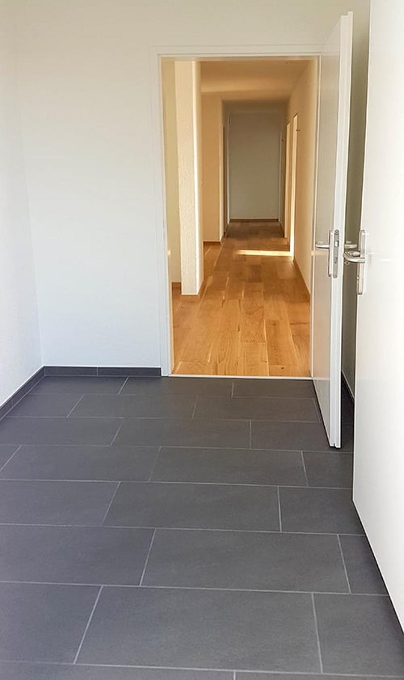Helle 4.5-Zimmer-Wohnung mit Balkon in Affoltern am Albis – sofort verfügbar (2)